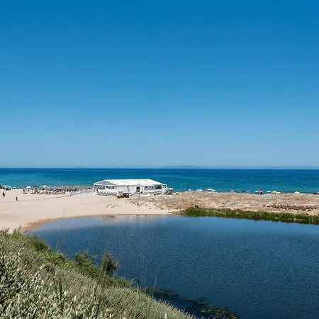 A Due Passi Dal Mare Apartment *