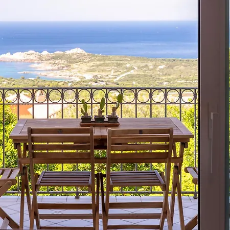 A Due Passi Dal Mare Isola Rossa (Sassari)